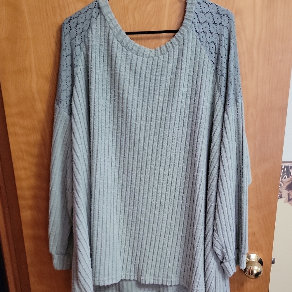 Women's Green Sweater